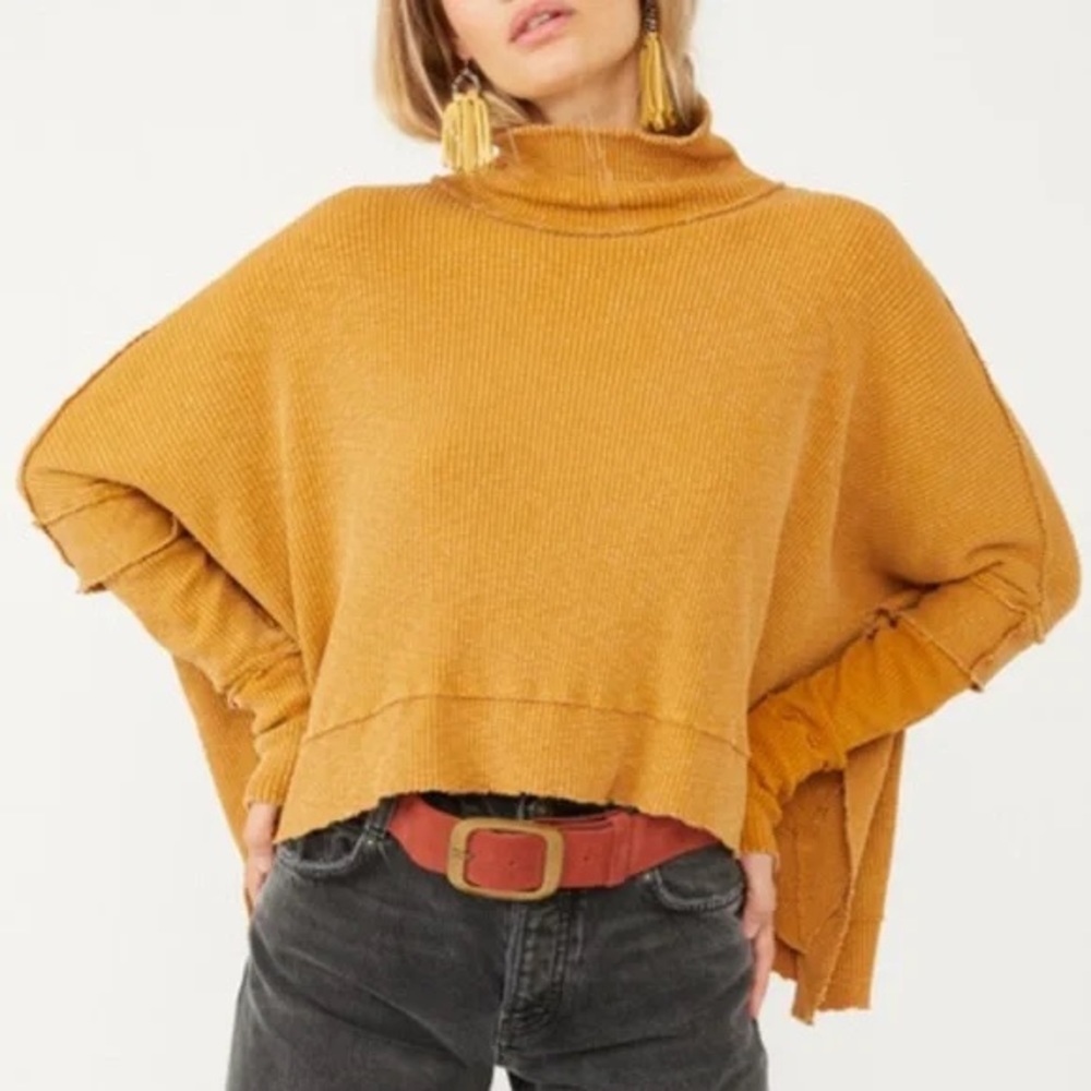 Free People NWT moon daisy mock neck in sunbaby sz XS